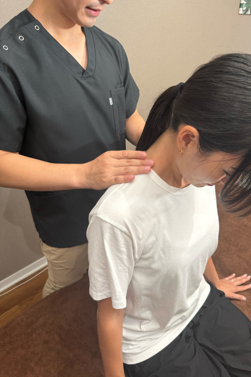 施術前 猫背 整体